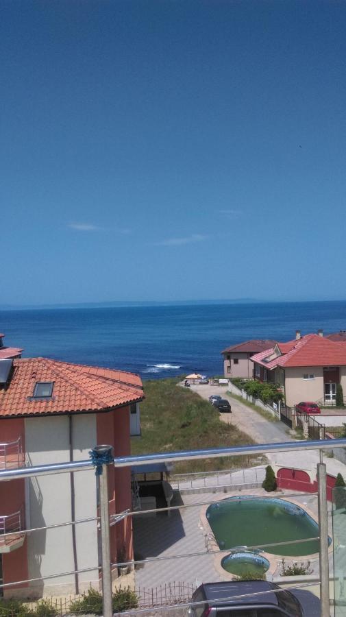Family Hotel Coral Sozopol Exterior photo