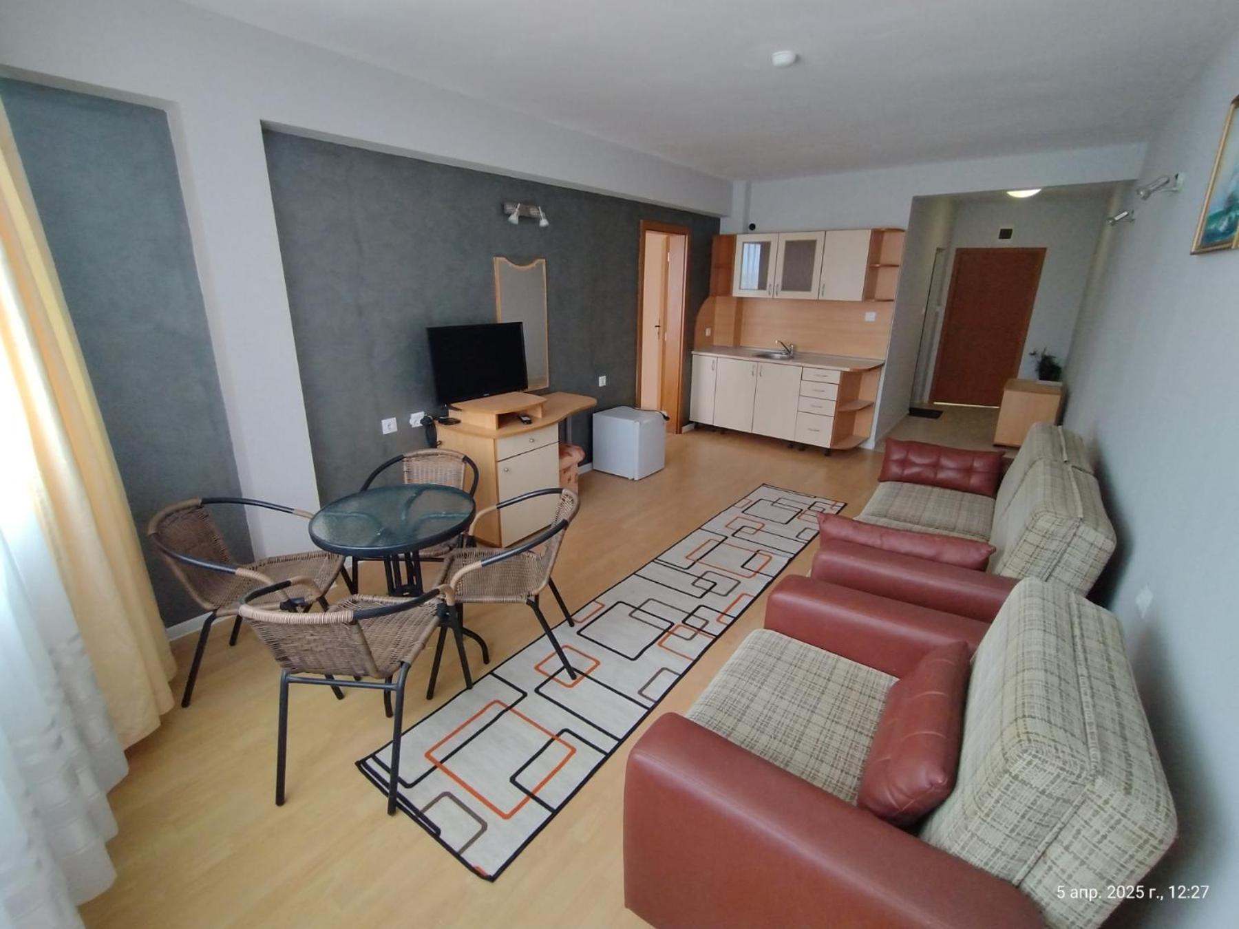 Family Hotel Coral Sozopol Exterior photo